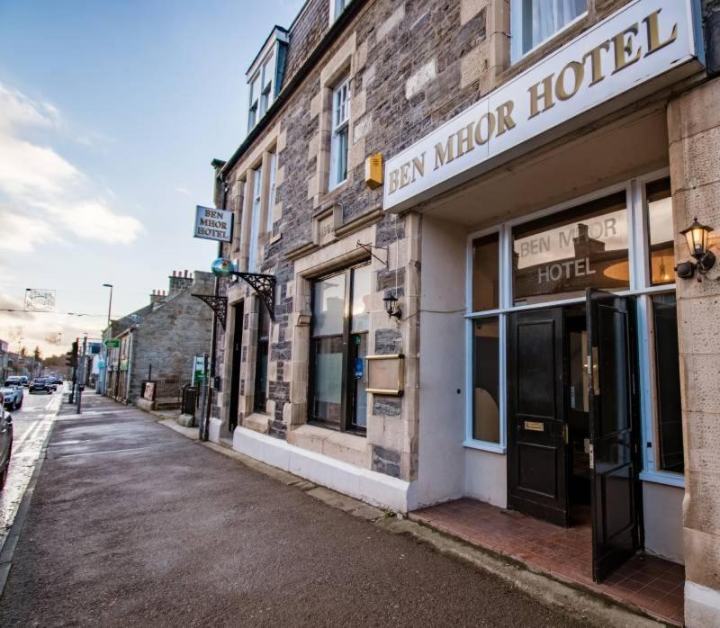 The Ben Mhor Hotel, Bar & Restaurant Grantown-on-Spey Экстерьер фото