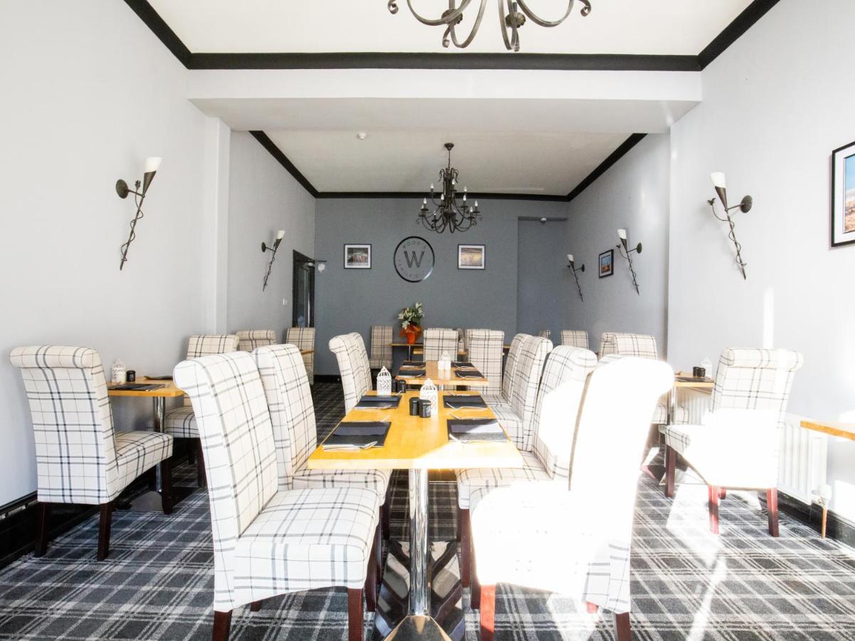 The Ben Mhor Hotel, Bar & Restaurant Grantown-on-Spey Экстерьер фото