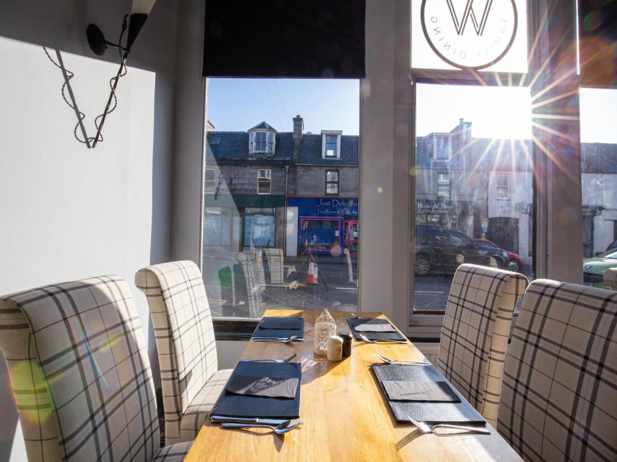 The Ben Mhor Hotel, Bar & Restaurant Grantown-on-Spey Экстерьер фото