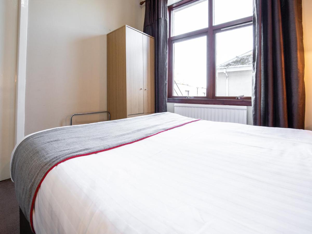 The Ben Mhor Hotel, Bar & Restaurant Grantown-on-Spey Экстерьер фото