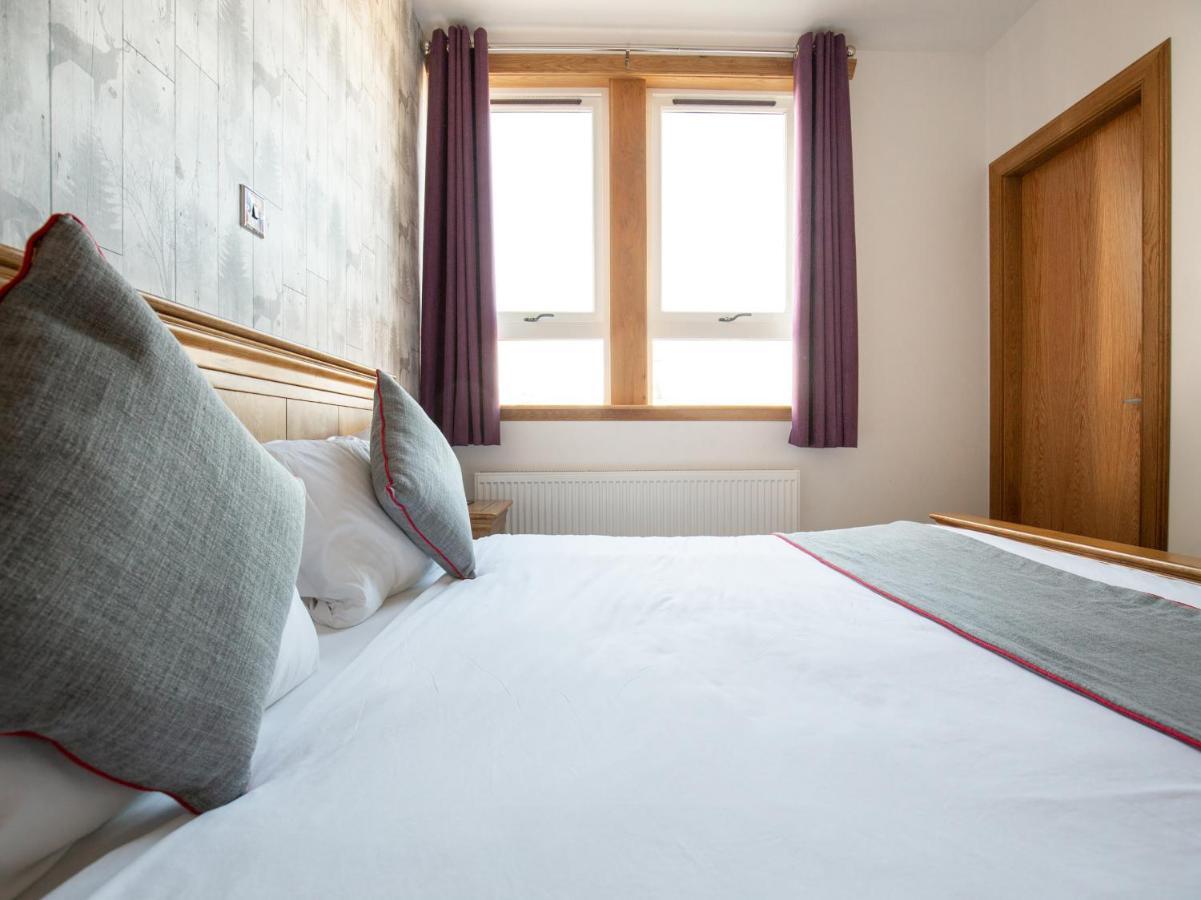 The Ben Mhor Hotel, Bar & Restaurant Grantown-on-Spey Экстерьер фото