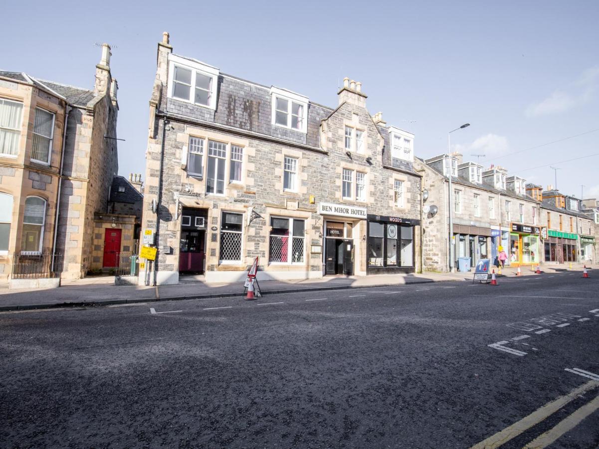 The Ben Mhor Hotel, Bar & Restaurant Grantown-on-Spey Экстерьер фото